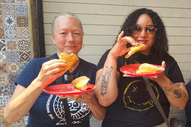 Sabores Bravos de Tepito eats the best food in the neighborhood - Key Points