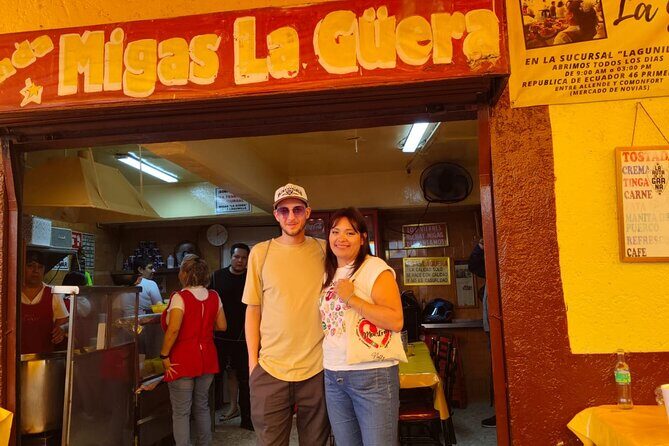 Sabores Bravos de Tepito eats the best food in the neighborhood - Who Would Enjoy This Tour?