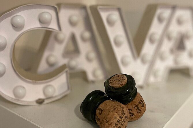 Sabre the Moment: Cava Sabrage Class in Barcelona - Price & Value Analysis