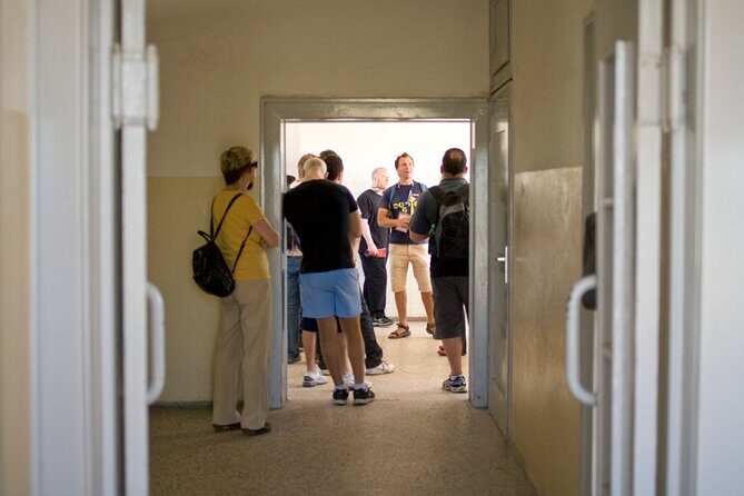 Sachsenhausen Concentration Camp Bus Tour in English from Berlin - Who Should Book This Tour