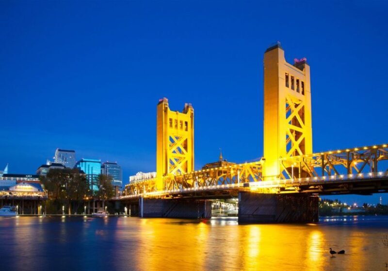 Sacramento: New Year's Eve River Cruise - FAQ