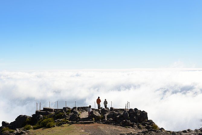 Safari 4x4 Pico Arieiro Santana in Small Group "FlowerEAST" - A Closer Look at the Itinerary
