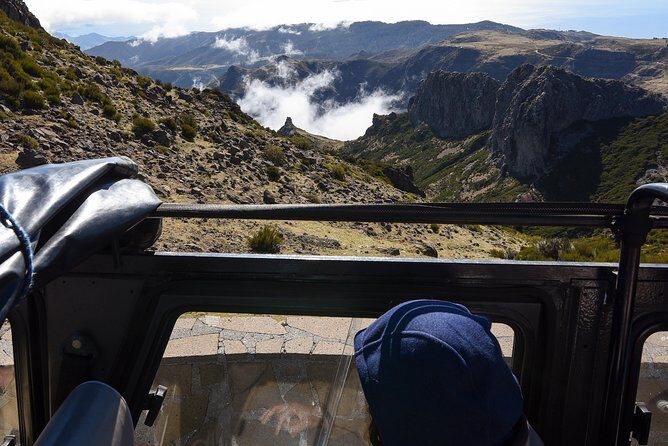 Safari 4x4 Pico Arieiro Santana in Small Group "FlowerEAST" - FAQ