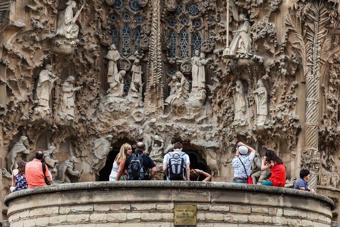 Sagrada Familia Guided Tour with Skip The Line Access - FAQ: Practical Questions Answered