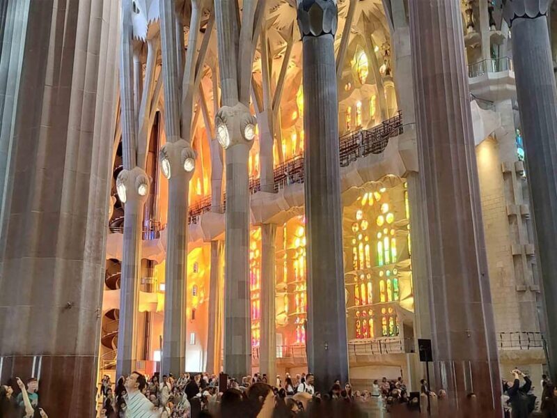 Sagrada Familia Guided Tour with Skip-the-Line Entry Ticket - Price and Value