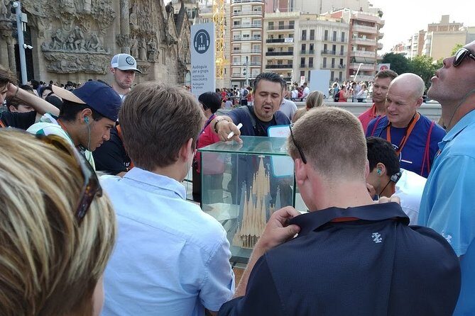 Sagrada Familia Private Tour - FAQ