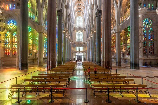 Sagrada Familia Private Tour with Skip-the-Line Ticket - Why Consider the Sagrada Familia Private Tour?