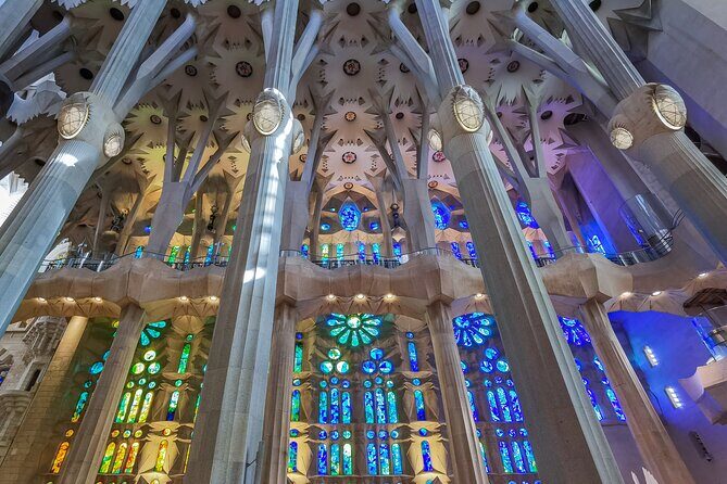 Sagrada Familia Small Group Guided Tour with Skip the Line Ticket - Final Thoughts