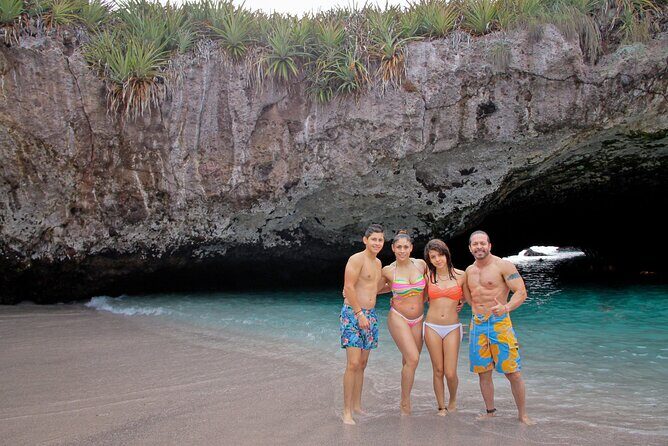 Sail to Playa Escondida in Puerto Vallarta with Food and Snorkeling - FAQs