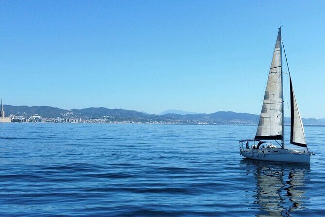 Sailboat ride for private groups in Barcelona - Who Would Love This Experience?