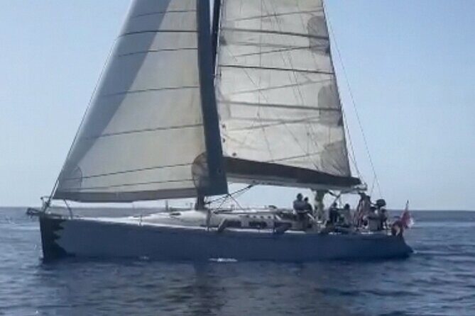 Sailing boat excursion in the Gulf of Orosei in Sardinia - What the Tour Looks Like