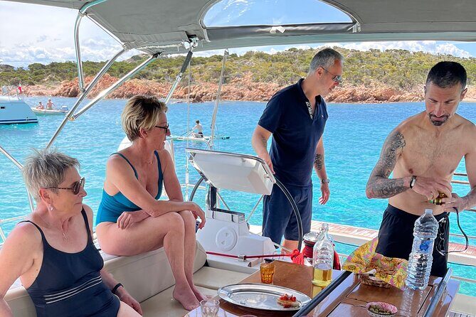 Sailing boat tour in the La Maddalena archipelago - FAQ