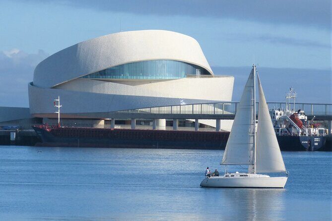 Sailing boat trip on the coast of Porto and on the river Douro - Practical Tips for Your Trip