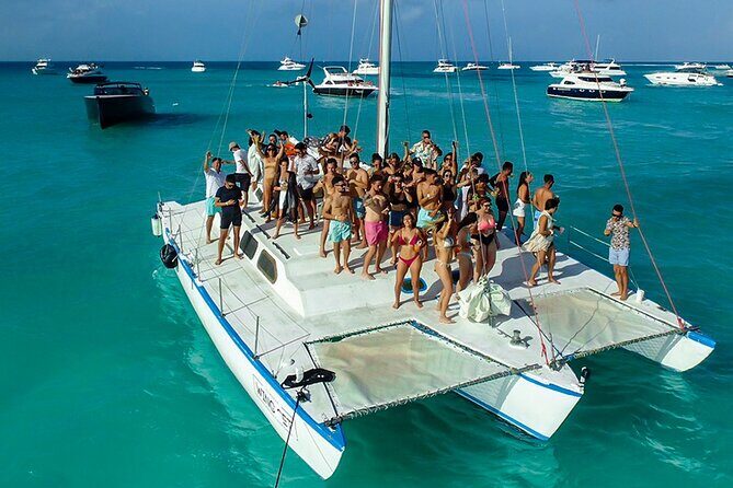 Sailing Catamaran Party to Isla Mujeres from Cancun - What to Expect on the Tour