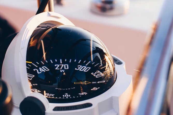 Sailing charter along the Maltese shoreline incl. Lunch and drinks - What to Expect from the Malta Sailing Charter