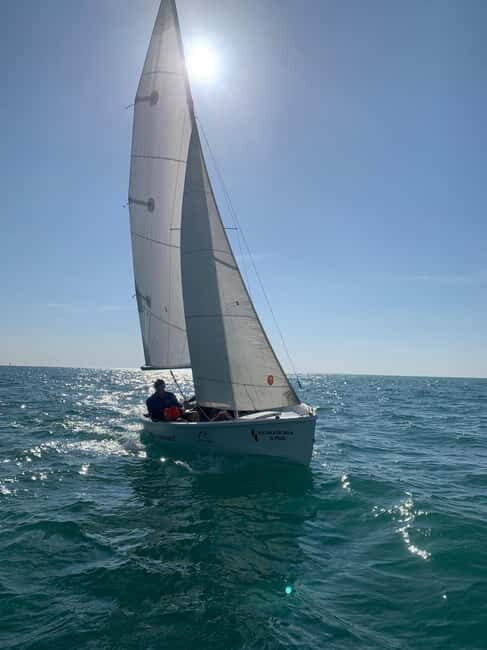 Sailing course in Málaga Capital - Who Should Consider This Sailing Course