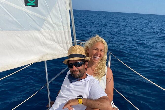 Sailing experience on a 4-hour sailboat in Girona - Who should consider this sailing trip?