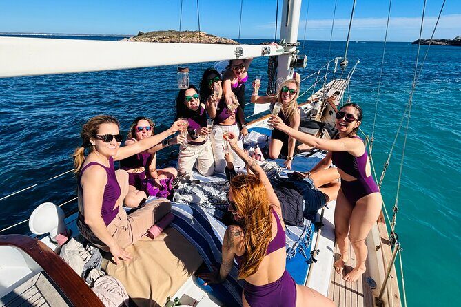 Sailing Flavors, Gastronomy and Relaxation at Sea - FAQs