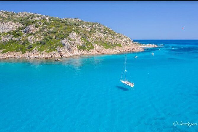 Sailing ship from Porto San Paolo (S.Teodoro-Olbia) to Tavolara, Molara - An Honest Look at the Sardinia Sailing Tour