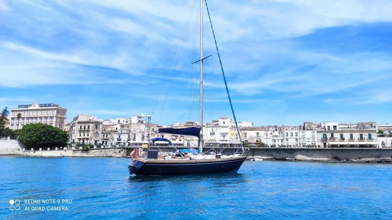 Sailing tour and guided snorkeling a Siracusa - Details that Matter