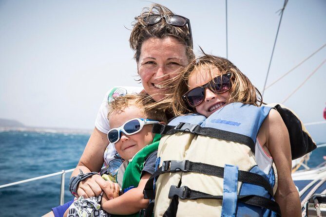 Sailing tour around the Lobos Island Natural Park / 4h - FAQs