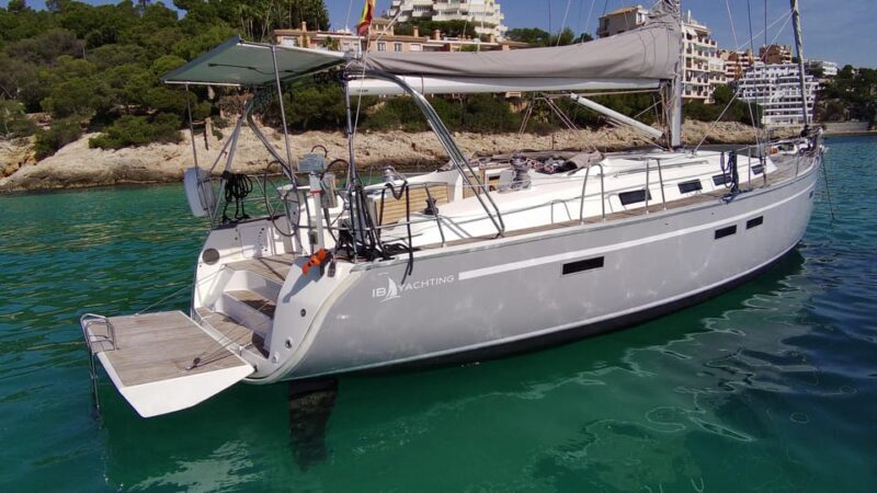 Sailing Tour: Explore Bahia de Palma with Tapas & Drinks - The Pros and Cons: Realistic Expectations