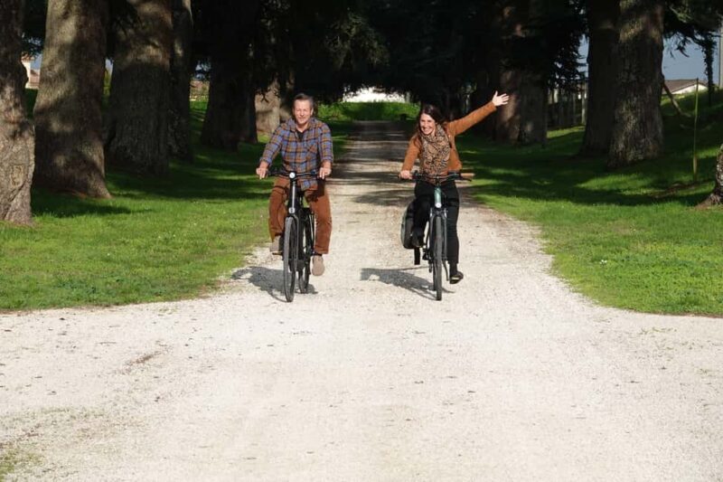 Saint-Emilion: E-Bike Rental - Key Points