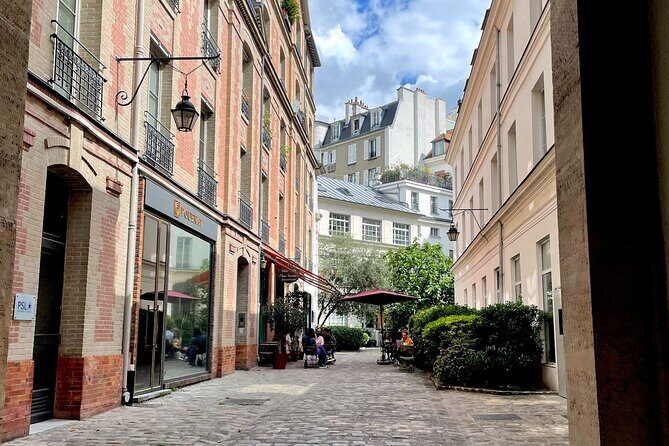 Saint Germain Walking Tour with Local Insights - Key Points