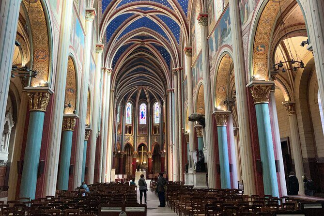 Saint Germain Walking Tour with Local Insights - Who Should Consider This Tour?