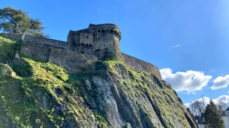 Saint-Lô: Visit the Capital of Ruins and its Reconstruction - What to Expect During the Tour