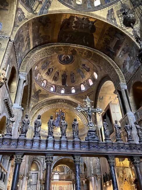 Saint Mark's Basilica: guided tour ticket + full audio guide - The Experience in Detail