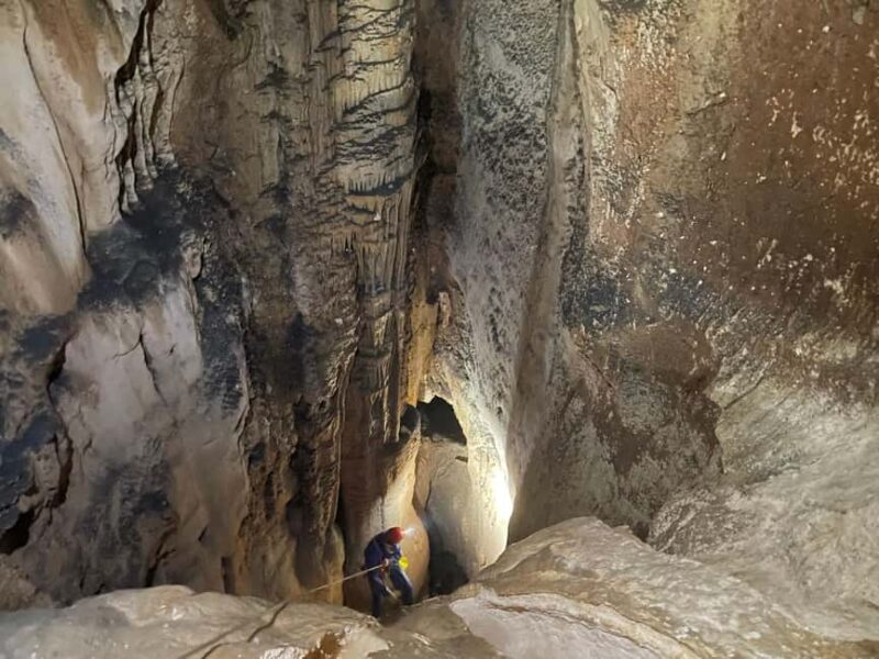 Salavas: Caving - Grotte de Cordier - Key Points