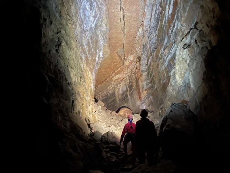 Salavas: Caving - Grotte de Cordier - An In-Depth Look at the Grotte de Cordier Tour