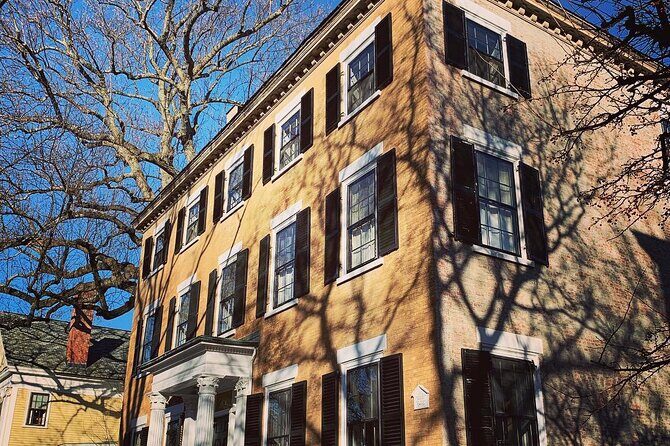 Salem Merchants and Mansions Guided Architecture Walking Tour - The Final Stop: Bewitched Sculpture and Reflection