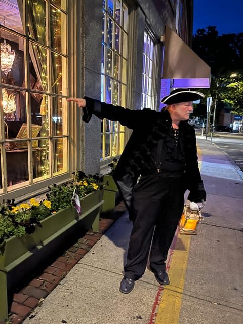 Salem: Vampires and Ghosts Walking Tour with Haunted Objects - Who This Tour is Best For