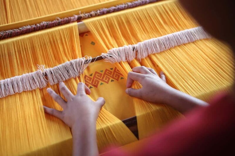 Salento: Workshop on weaving techniques - Practical Details and Considerations