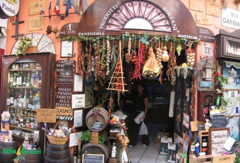 Salina Panarea Stromboli by night - Key Points