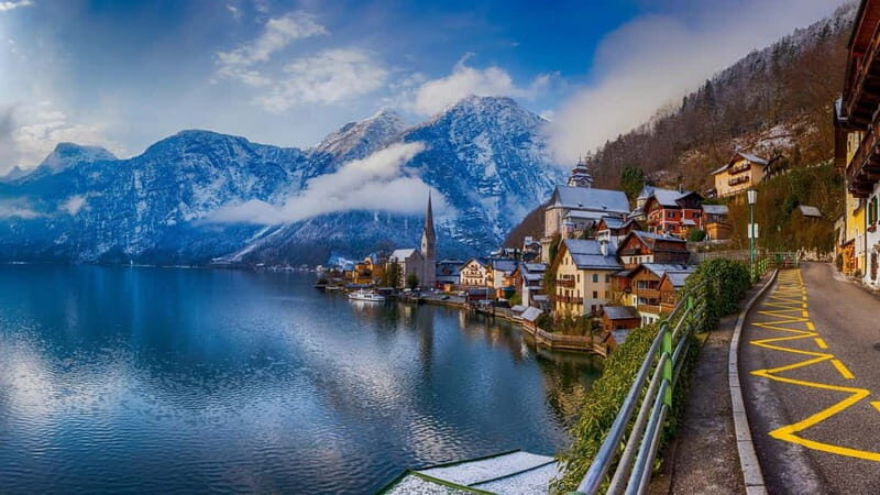 Salzburg A City of History, Hallstatt A Place of Legends - Key Points