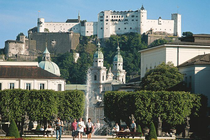 Salzburg and Alpine Lakes Tour from Vienna - FAQ