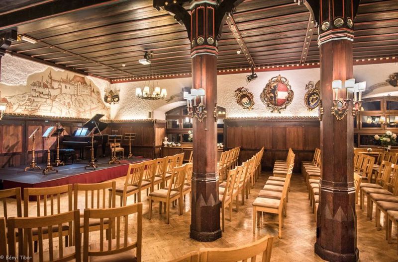 Salzburg: Best of Mozart Fortress Concert and Dinner - Who should book this Mozart fortress night