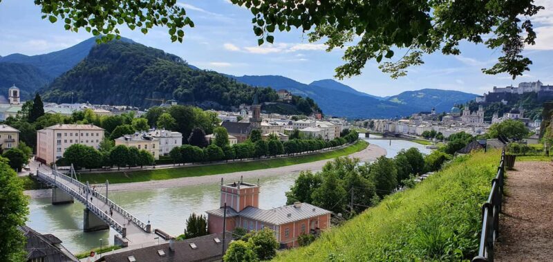 Salzburg: "Salzburg from above" - Hike over Salzburg's city mountains - Key Points