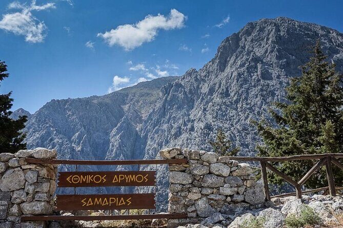 Samaria Gorge Hiking from Chania with proffesional hiking guide - Duration and Pace