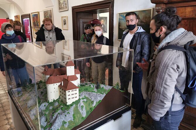 Samobor Town and Castle Walking Tour - Who Is This Tour Best For?