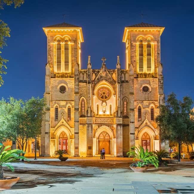 San Antonio: City Lights Night Tour by Trolley - What to Expect on the Tour
