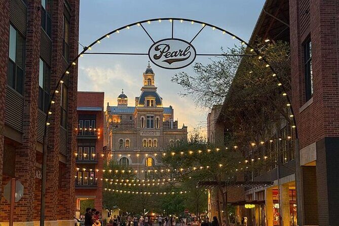 San Antonio City Lights Night Tour - Who Should Consider This Tour?