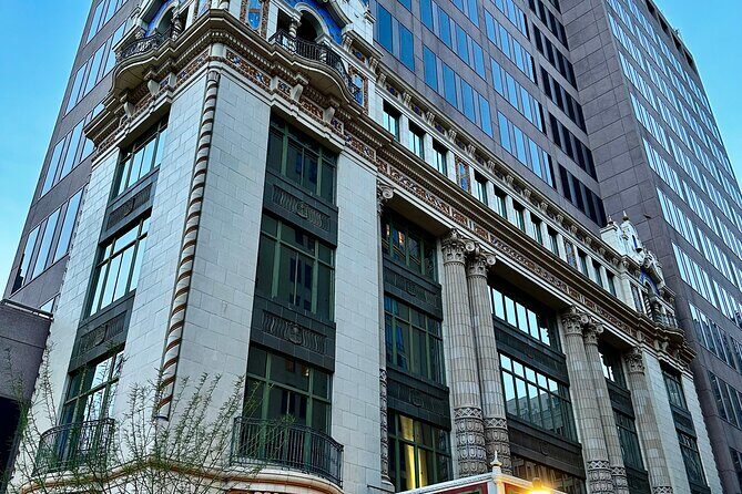 San Antonio Downtown Twilight Art Tour - Stop 3: The Alamo Plaza