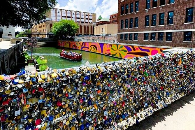 San Antonio Highlights Private Walking Tour with a Guide - A Deep Dive Into the Experience