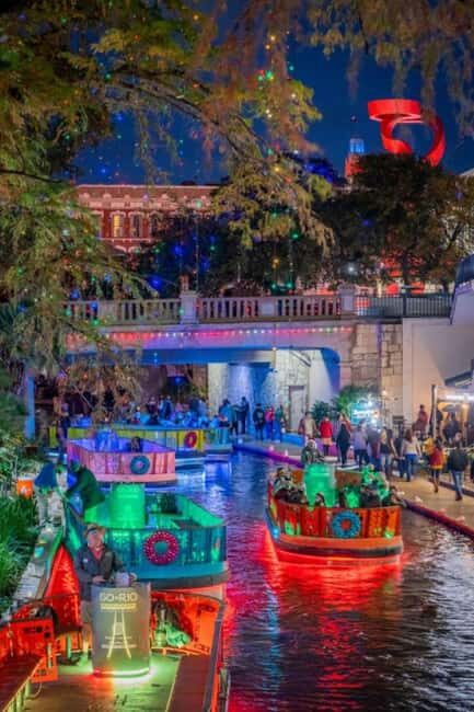 San Antonio: Holiday Sights & Festive Nights Trolley Tour - Who Should Consider This Tour?