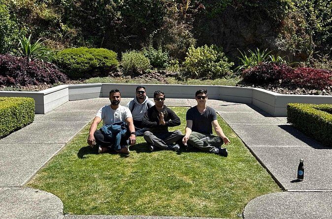 San Antonio Texas Bar Crawl: Drinks Up in San Antonio! - Group Dynamics and Interaction