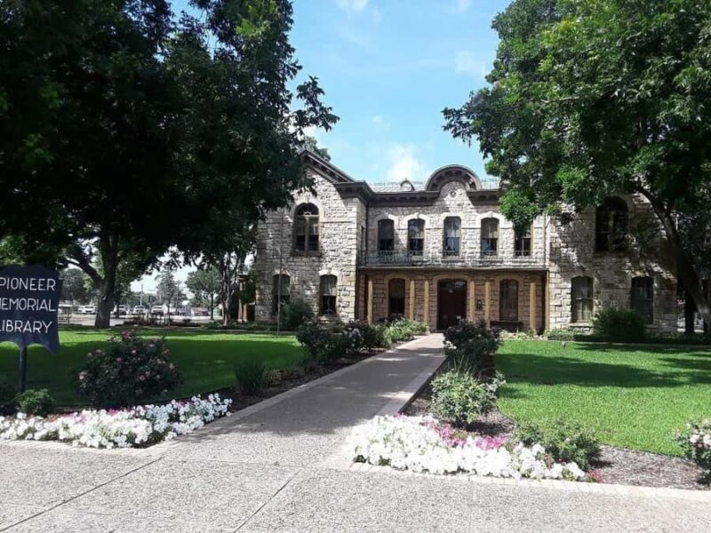 San Antonio: Texas Hill Country and Fredericksburg Day Trip - Transportation and Group Size
